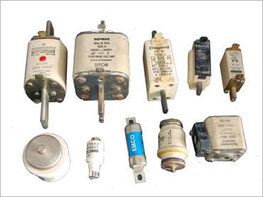 Advantages & Disadvantages of Fuse in a Electrical Circuit - Inst
