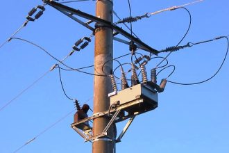 Auto Recloser Circuit Breaker in Power System
