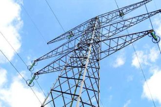 Corona-Ring-on-Surge-Arresters