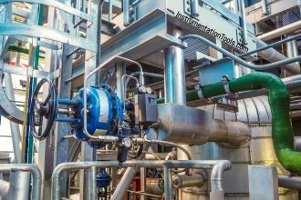 Steam conditioning valves