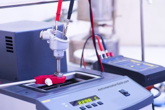 Stability and Uniformity of Temperature Bath