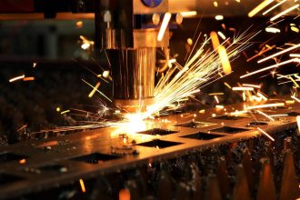 CNC Milling versus CNC Turning