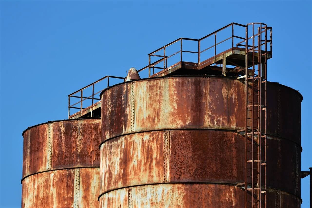 corroded tank