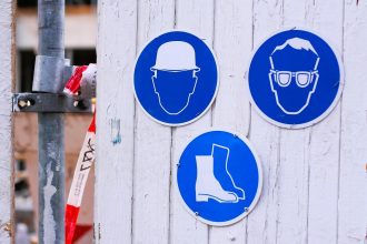 Essential Safety Tips for Glass Workers