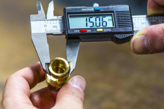 caliper metrology tool