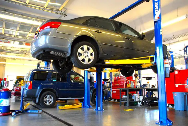 Types of Equipment Needed to Run a Successful Auto Repair Shop